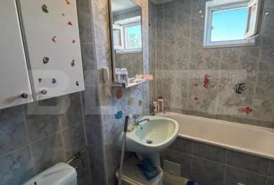 Apartament cu 3 camere decomandat în Obcini