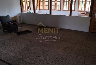 Casă cu 4 camere cu Teren 11250 Mp în Ștubeiu - 15
