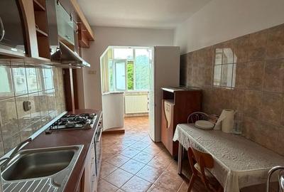 Apartament cu 3 camere decomandat în Copou - 3