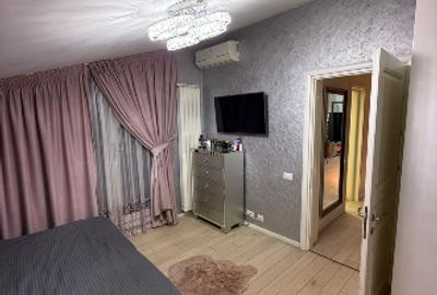 Apartament cu 3 camere decomandat, mobilat în Mihai Bravu