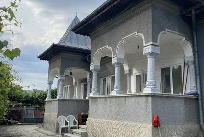Casă cu 3 camere în Brănești - 10