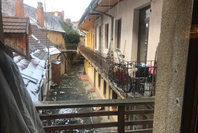Apartament cu 3 camere semidecomandat în Centrul Istoric - 8