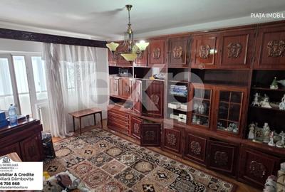 Apartament cu 3 camere decomandat, mobilat în Central