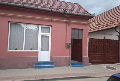 Casă cu 4 camere în Central - 4