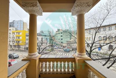 Apartament cu 3 camere semidecomandat în Universitate