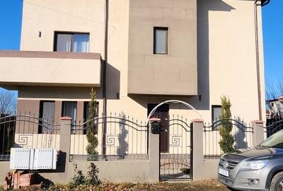 Casă individuală cu 5 camere cu Canalizare în Haliu