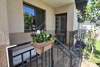 Casă cu Teren 267 Mp în Malu Mare - 2