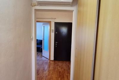 Apartament cu 3 camere decomandat în Sărari - 8