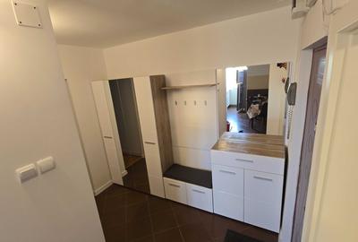 Apartament cu 3 camere decomandat în Girocului - 2