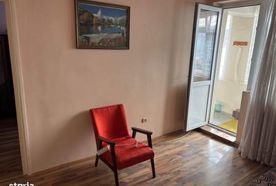 Apartament cu 3 camere semidecomandat în Central - 5