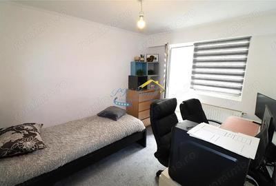 Apartament cu 4 camere decomandat în Turnătorie - 3