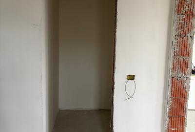 Casă cu 3 camere în Central