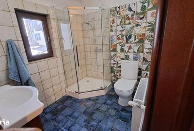 Casă cu 3 camere cu Canalizare în Central - 6