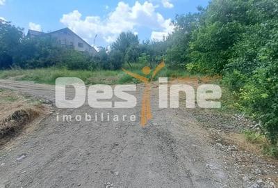 Teren de 709 mp, în Miroslava