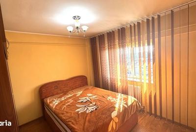Apartament cu 3 camere decomandat în Bughea de Sus - 2