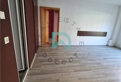 Spațiu comercial, de 65 mp, în Centrul Civic - 3