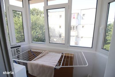 Apartament cu 3 camere decomandat în Port