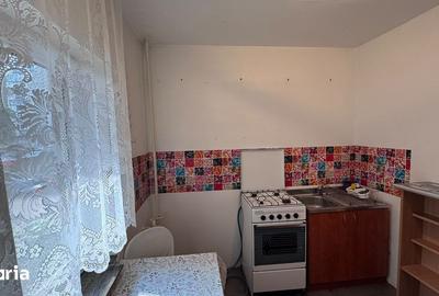 Apartament cu 3 camere în Decebal - 14