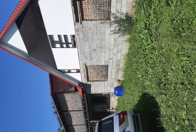 Casă individuală cu 9 camere cu Canalizare în Central - 7