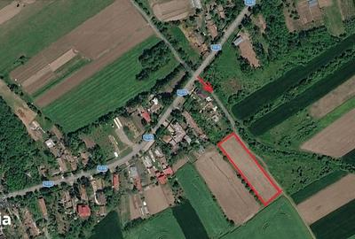 Teren de 3300 mp, în Nuci - 3