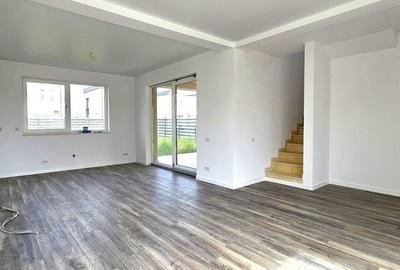 Casă cu 4 camere în Tamași - 11