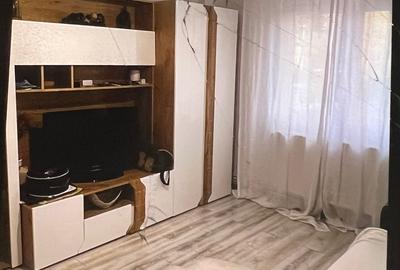 Garsonieră decomandată în Vlahuță - 1