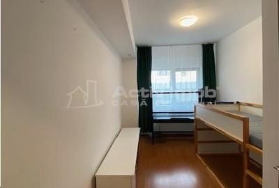 Apartament cu 3 camere în Sisești