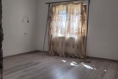 Apartament cu 3 camere decomandat în Central - 2
