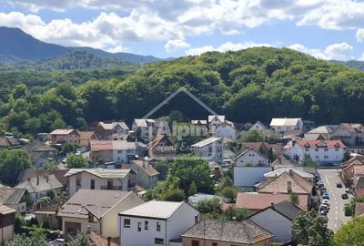 Apartament cu 2 camere decomandat, mobilat în Răcădău
