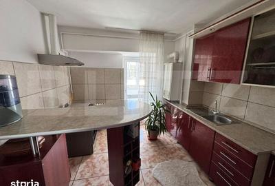 Apartament cu 3 camere decomandat în Central - 1