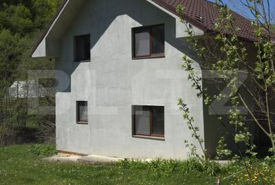 Casă cu 6 camere cu Teren 4159 Mp în Telciu - 13