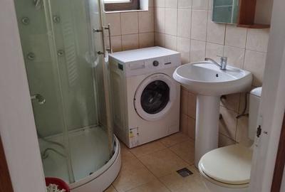Garsonieră decomandată în Ștrand