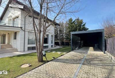 Casă cu 7 camere cu Teren 1000 Mp în Central