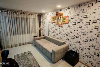 Apartament cu 2 camere decomandat în - 2