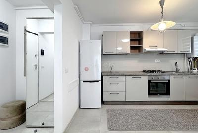 Apartament cu 2 camere decomandat, mobilat în Tractorul - 3