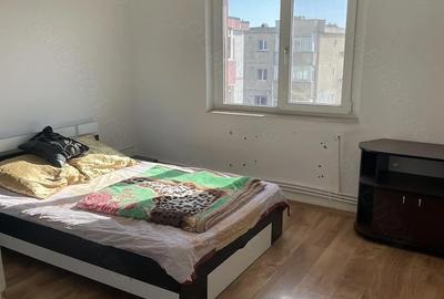 Apartament cu 2 camere decomandat în Dorobanți 2 - 4
