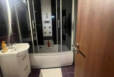 Apartament cu 3 camere decomandat în Central - 9