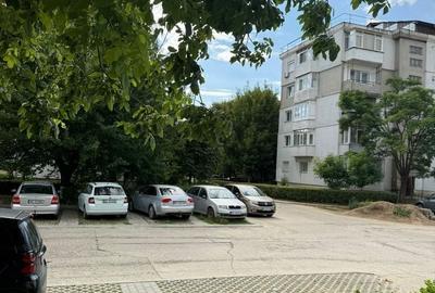 Apartament cu 2 camere decomandat în Orizont