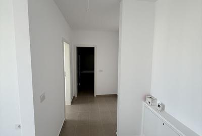 Apartament cu 2 camere în Tractorul