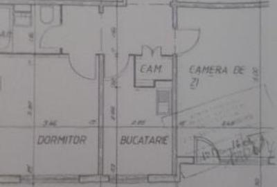 Apartament cu 3 camere decomandat în Casa de Cultură