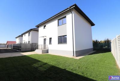 Casă individuală cu 4 camere cu Teren 250 Mp în Nord-Vest - 1