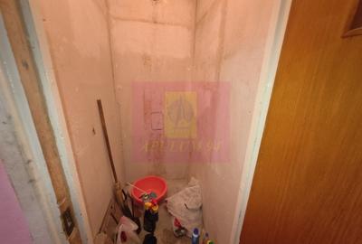 Apartament cu 3 camere semidecomandat în Cotroceni