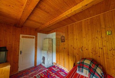 Casă individuală cu 6 camere cu Teren 439 Mp în Cheia - 47