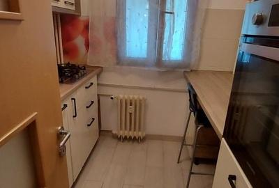 Casă cu 3 camere decomandat în Titan - 4
