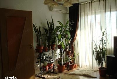 Apartament cu 2 camere decomandat în Dristor
