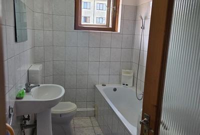 Apartament cu 3 camere în Noua