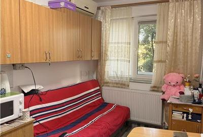 Garsonieră decomandată, mobilată în Dâmbovița