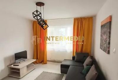 Apartament cu 2 camere semidecomandat, mobilat în Cetate