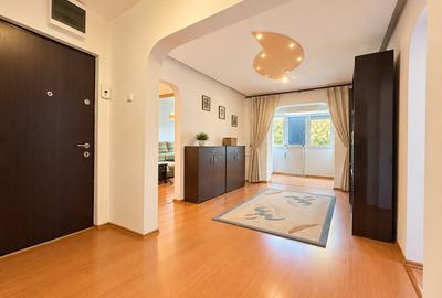 Apartament cu 4 camere decomandat, mobilat în Inel II