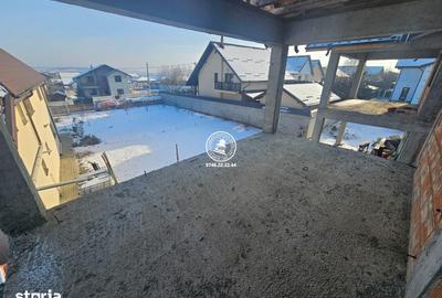 Casă cu 5 camere cu Teren 510 Mp în Rediu